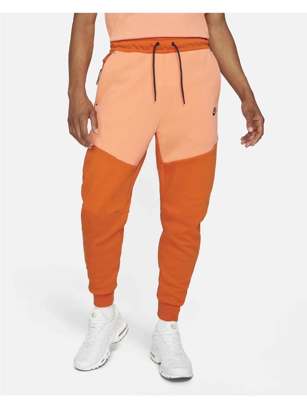 Nike Men’s Two-Tone Peach and Orange Colorblock Nike Tech
